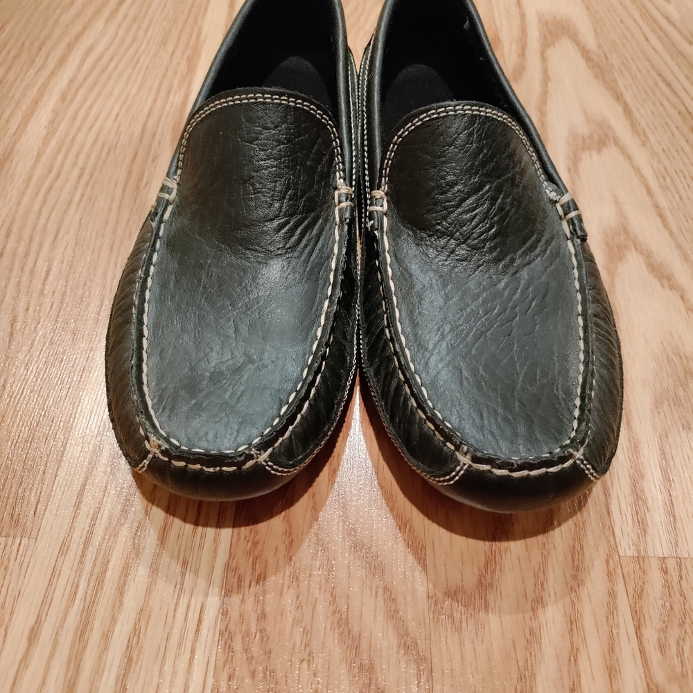 BRAND NEW Men's Bison Leather Driving shoes size 9